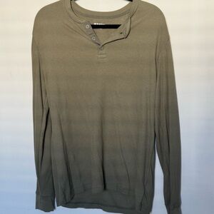 Old Navy Green Long Sleeve Tee